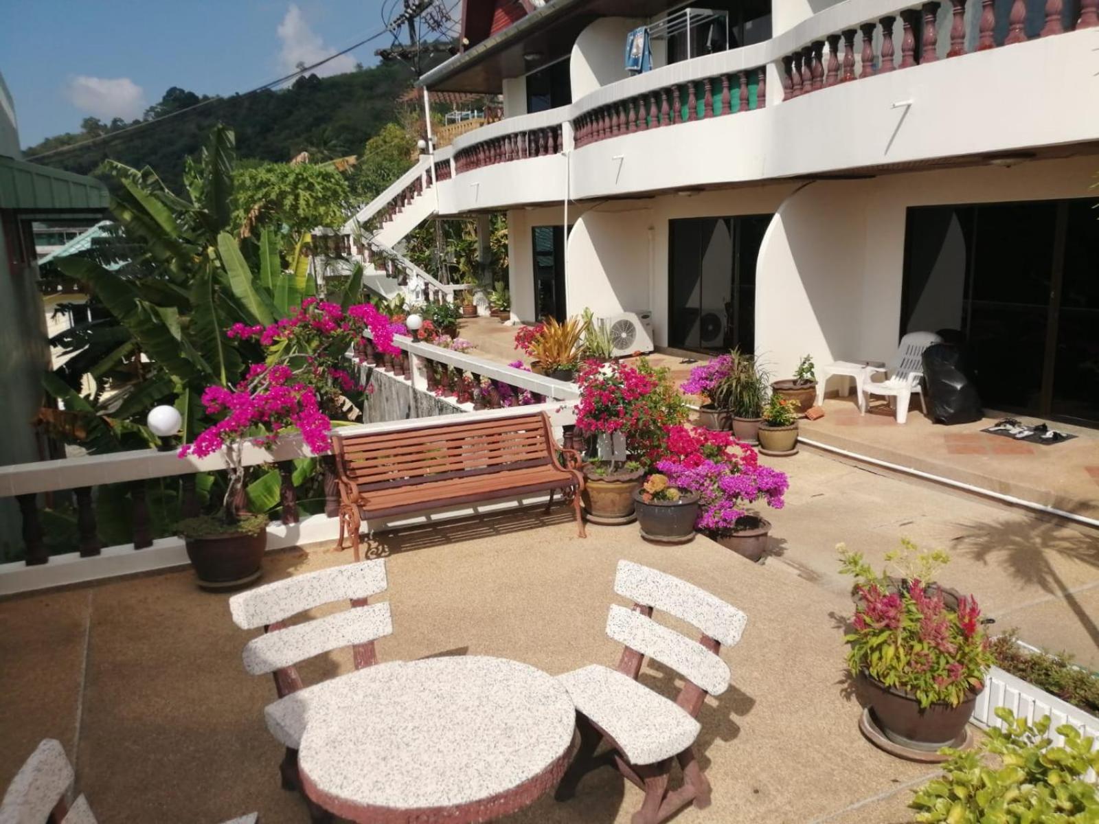 Blue Sky Residence Patong Ngoại thất bức ảnh
