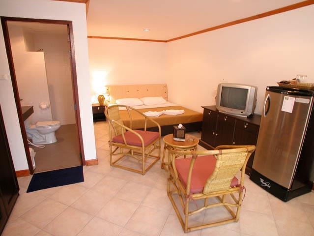 Blue Sky Residence Patong Ngoại thất bức ảnh