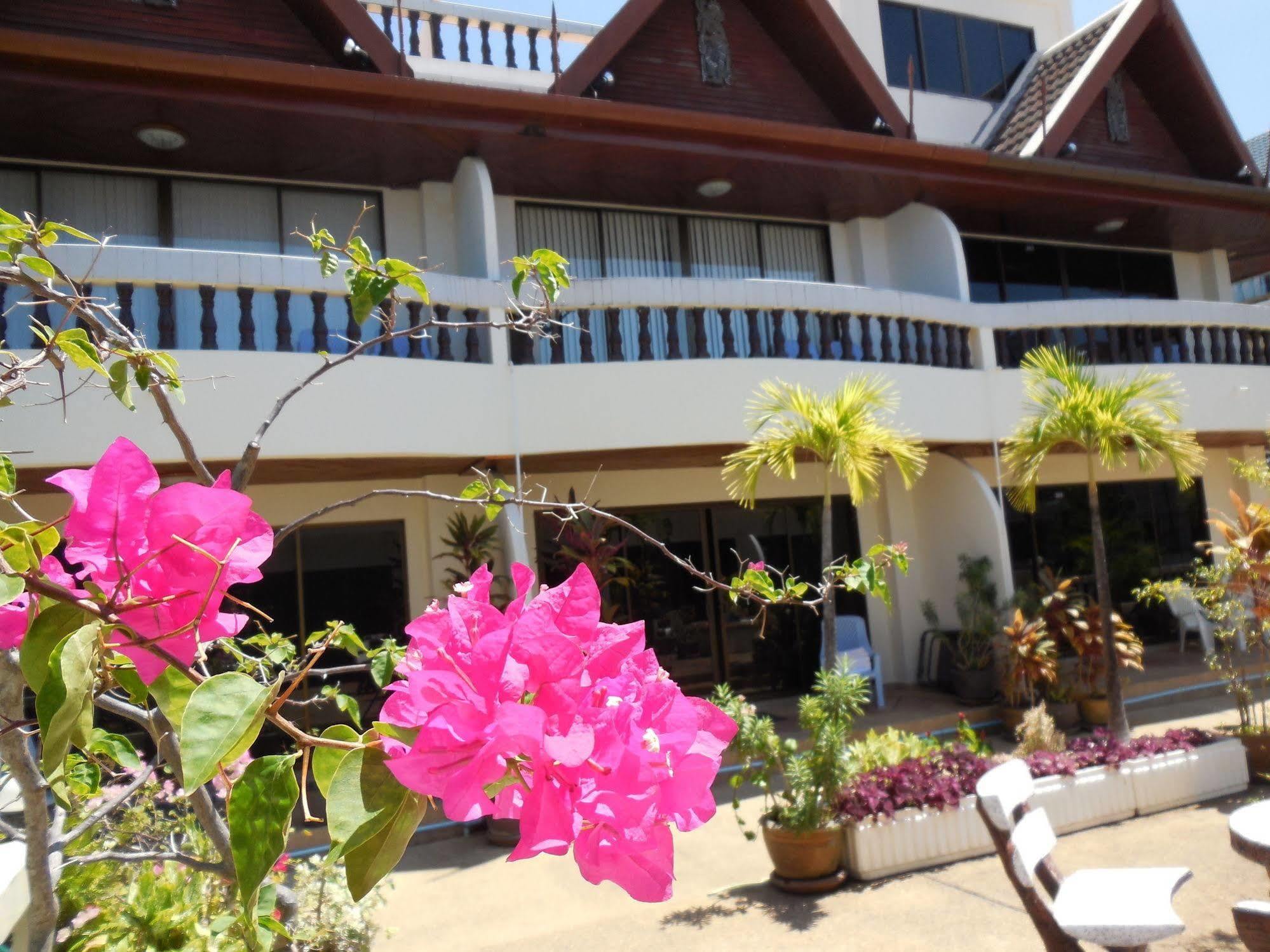 Blue Sky Residence Patong Ngoại thất bức ảnh