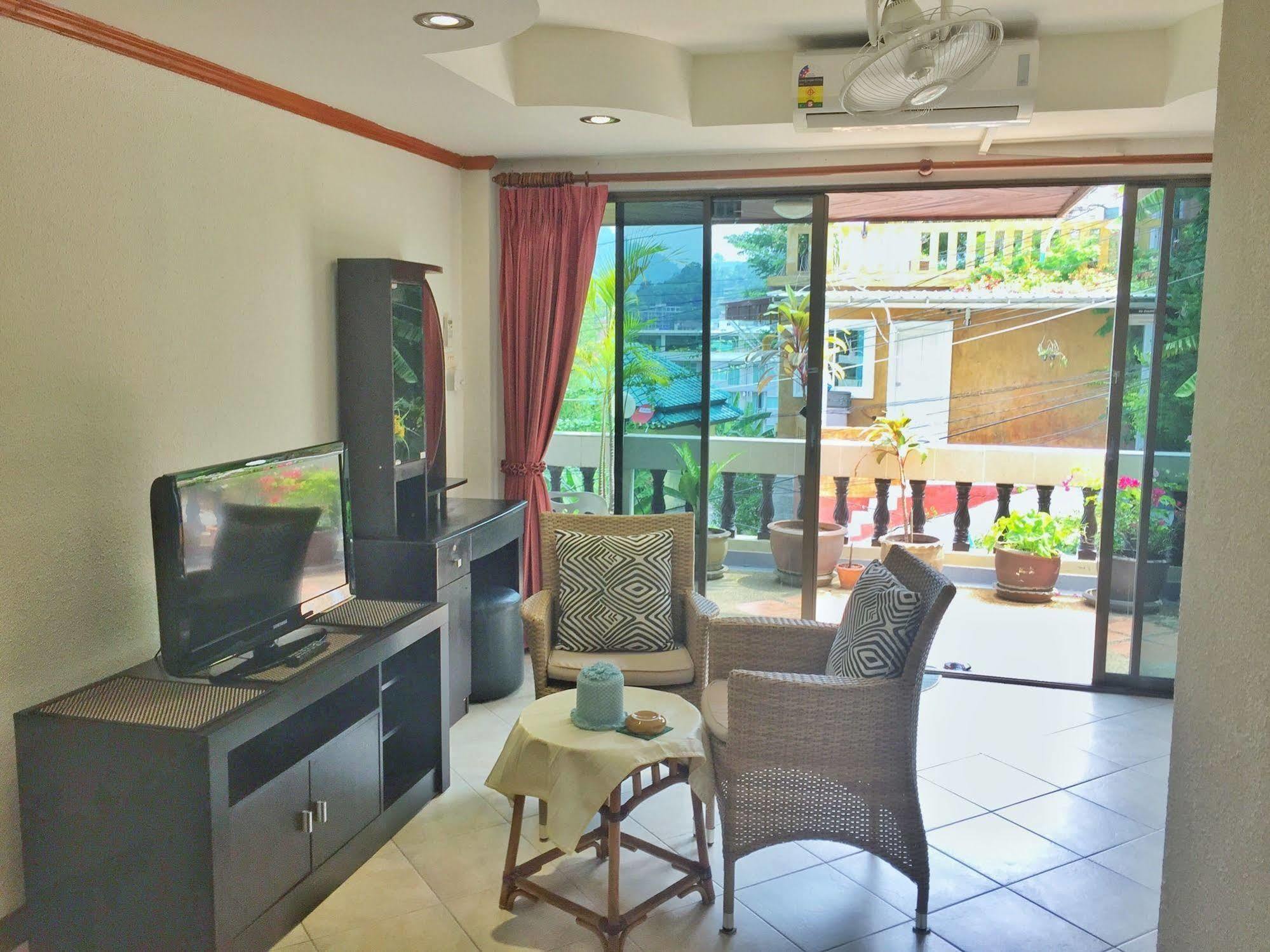 Blue Sky Residence Patong Ngoại thất bức ảnh