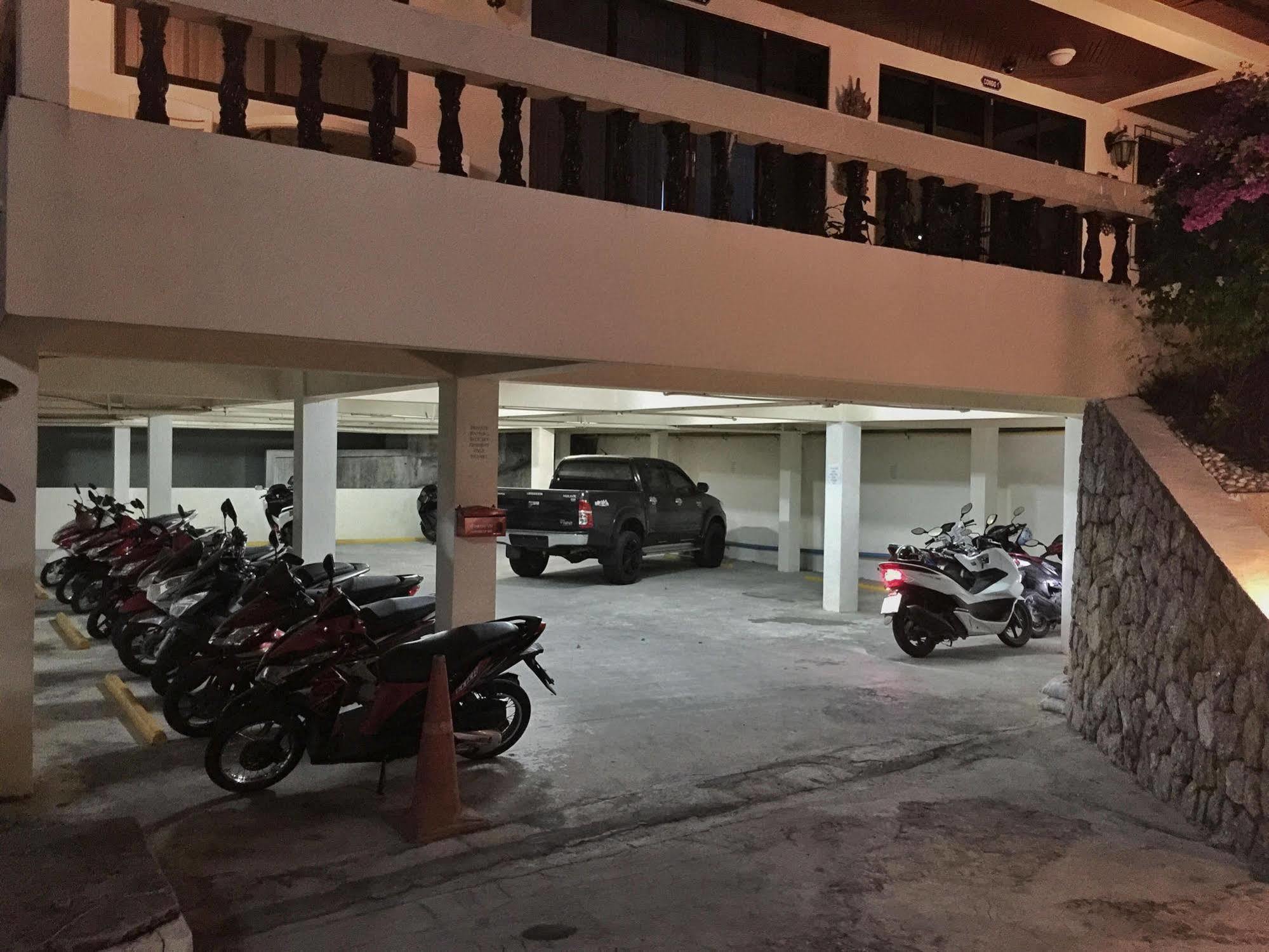 Blue Sky Residence Patong Ngoại thất bức ảnh